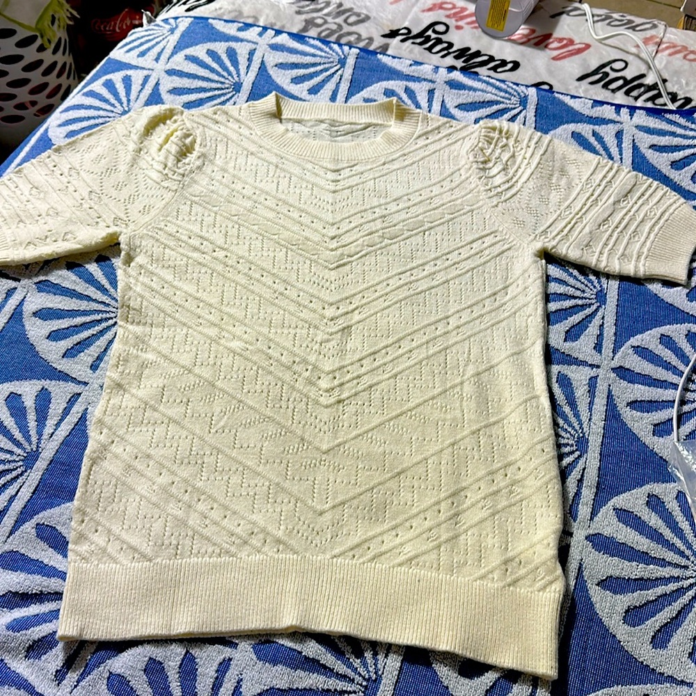 Women’s shirt